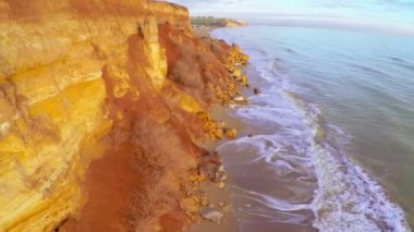 kayalık sahil deniz