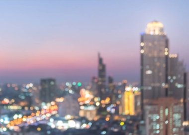 Şehir manzarası manzarasının arka plan çatısı manzarası peyzaj gece ışıkları bokeh