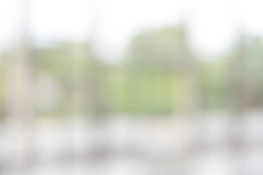 Görüntü soyut arka plan. Giriş kapısı ve cam perde duvarı olan boş ofis lobisi. 