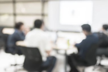 Bulanık ofis toplantısı arka plan iş adamları toplantı odasında çalışma grubu