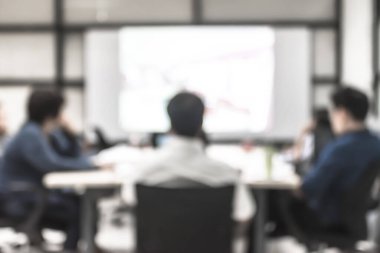 Bulanık ofis toplantısı arka plan iş adamları toplantı odasında çalışma grubu