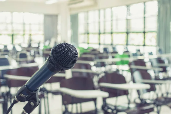 Alto Falante Voz Microfone Sala Aula Escola Sala Reuniões Seminário — Fotografia de Stock