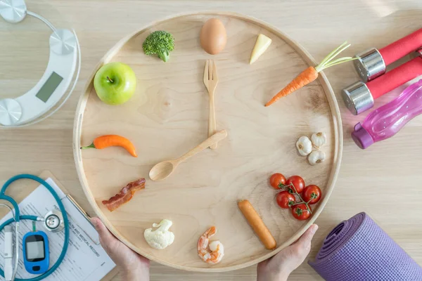 Intermitentní Půst Dieta Koncept Hodin Časovač Pro Vynechání Jídla Jíst — Stock fotografie