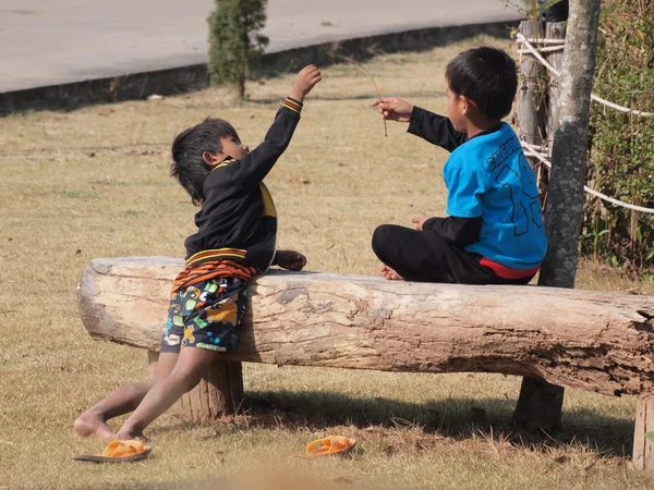 Dois meninos — Fotografia de Stock