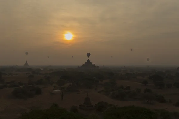 Nascer do sol da cidade de Bagan — Fotografia de Stock