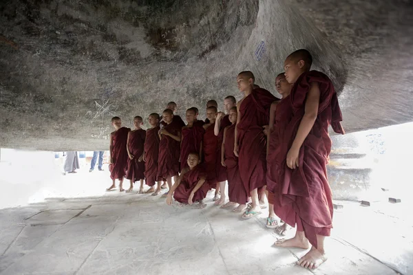 Αρχάριοι μοναχός της Βιρμανίας — Φωτογραφία Αρχείου