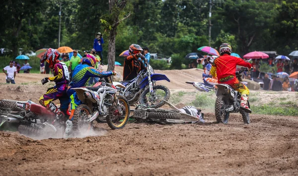 Carrera de accidentes Moto Cross . — Foto de Stock