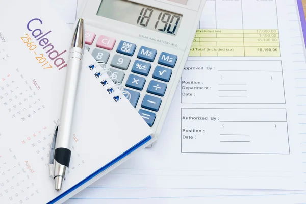 Hesap makinesi ve belgesinde istenen takvim