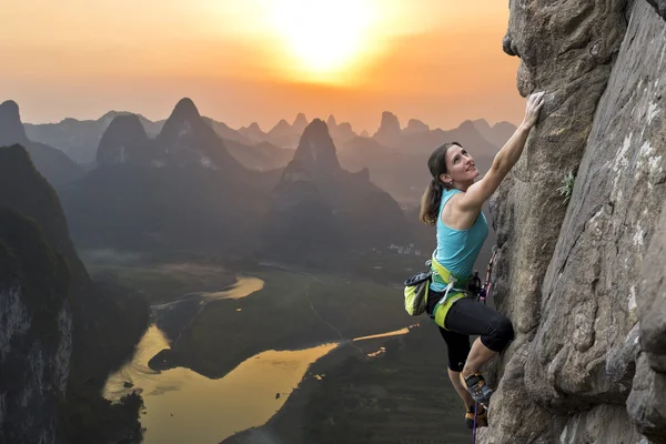 中国でも岩登り — ストック写真