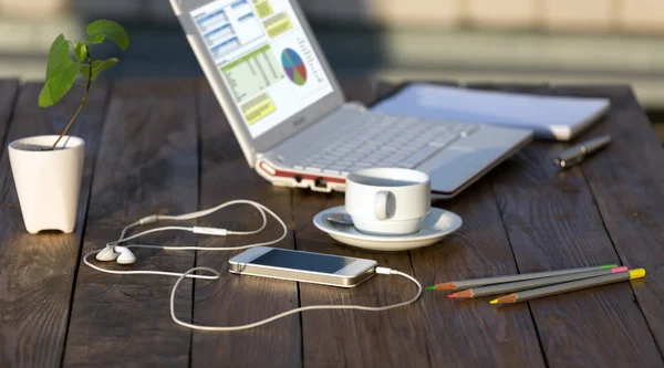 Side view of working Place on natural wooden Table Outdoor — Stock Photo, Image