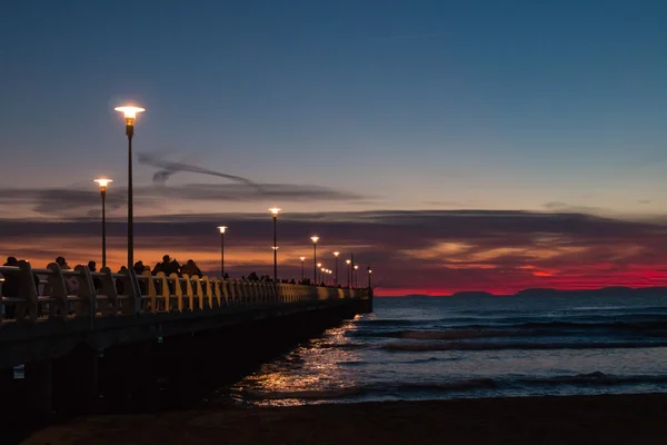 Il molo di Forte dei Marmi dopo il tramonto — Foto Stock