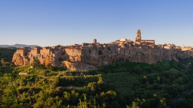 Toskana Maremma Pitigliano ünlü Köyü panoramik manzaralı