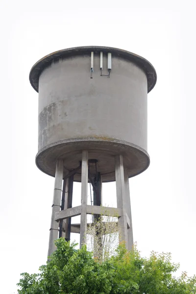 Cylindrical Concrete Water Tower  isolated on withe background — Stock Photo, Image