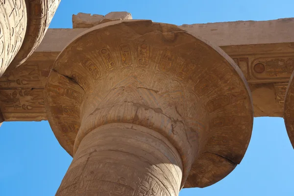 Capital of karnak temple complex in luxor egypt — Stock Photo, Image