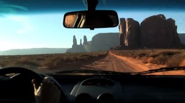 Üç kız kardeş Monument Valley Arizona
