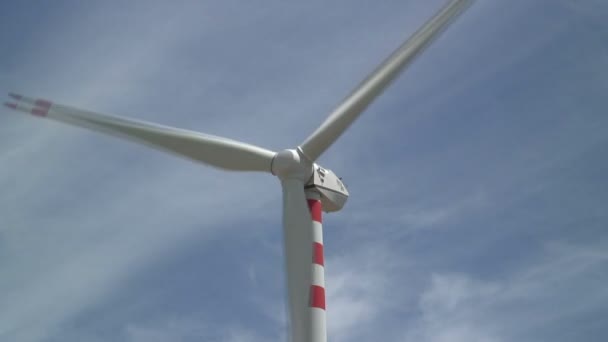 Wind Turbine in Italy — Stock Video