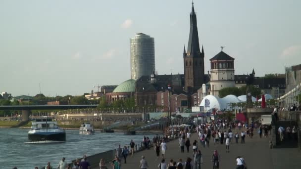 Old town of Dusseldorf — Stock Video