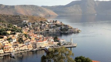 Symi Adası, Yunanistan Simi şehir evler güzel liman