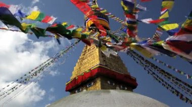 Boudhanath Stupa uçan dua bayrakları