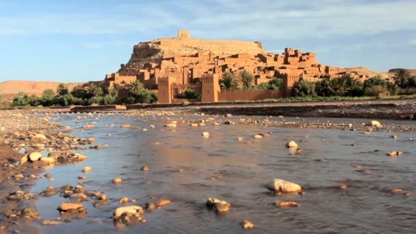 Hermosa vista de las ruinas — Vídeo de stock