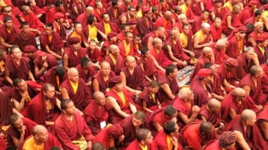 Budist rahipler meditasyon hall için toplama