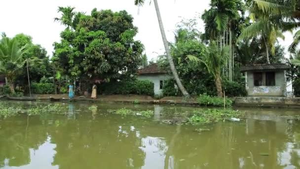 Traditional home on the banks — Stock Video