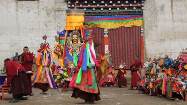 Masked dance festiva — Stock Video