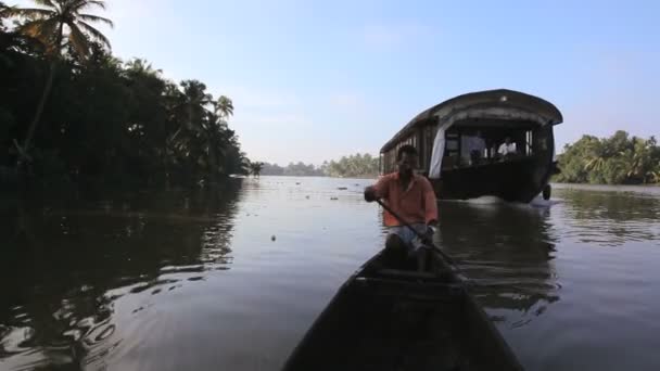 Vodní doprava v Kerala rameny — Stock video