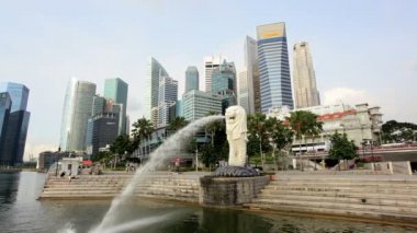 Merlion heykeli Marina Bay