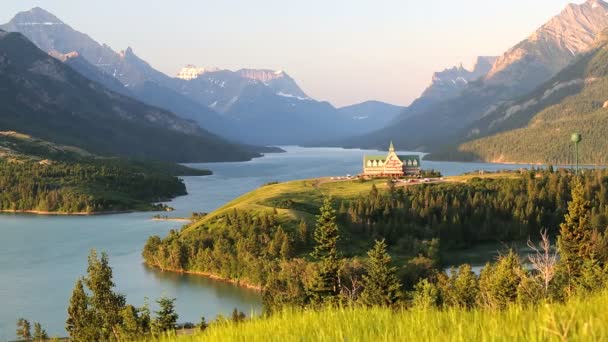 Belleza en la naturaleza Prince of Wales Hotel — Vídeo de stock