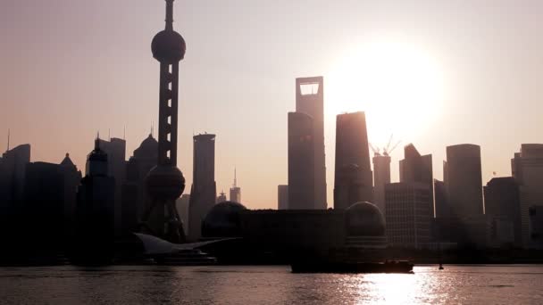 Sunrise over Oriental Pearl Tower — Stock Video