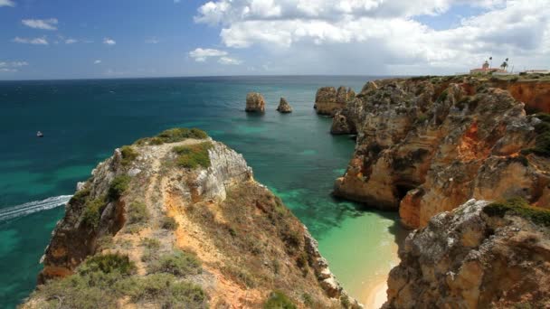 Θέα της ακτογραμμής της Ponta da Piedade — Αρχείο Βίντεο