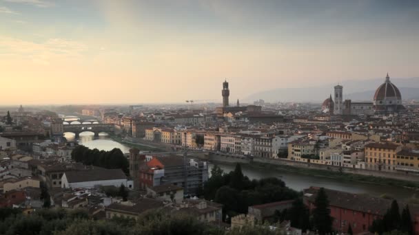 Magnífica vista elevada da cidade da Catedral de Duomo — Vídeo de Stock