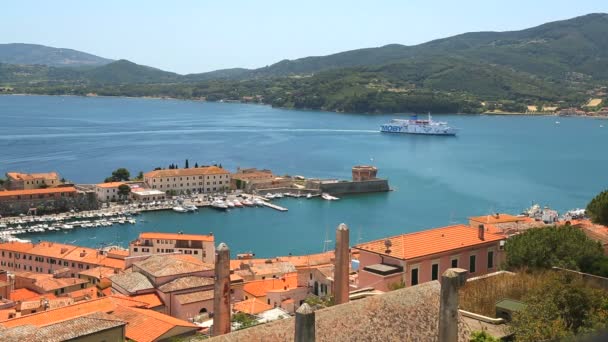 Portoferraio porto cidade velha Elba — Vídeo de Stock