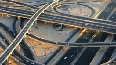 Dubai Şeyh Zayed Yolu kavşak Metro demiryolu şehir