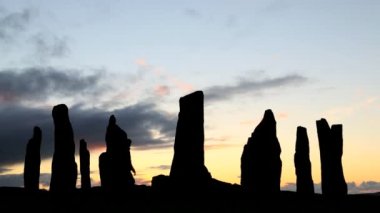 Isle of Lewis Outer Hebrides Callanish duran taşlar İskoçya günbatımı