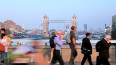 London Bridge Tower Bridge İngiltere'de bina River Thames