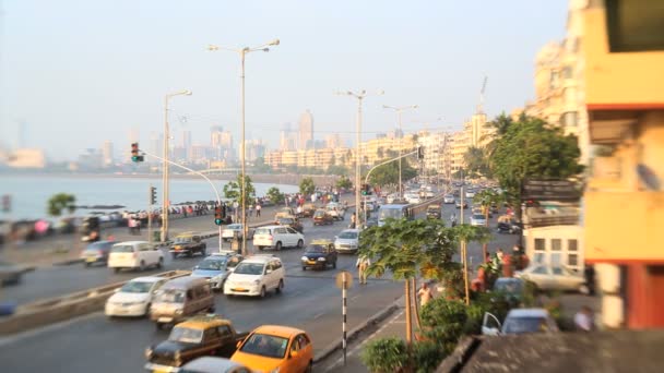 Mumbai India Marine drive city travel Lens baby — Stock Video