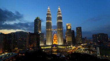 Kuala Lumpur Petronas Kuleleri Malezya Asya zaman atlamalı