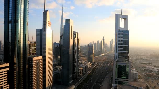 Dubai Emiratos Árabes Unidos Sheikh Zayed Rascacielos Burj Kalifa puesta de sol — Vídeos de Stock