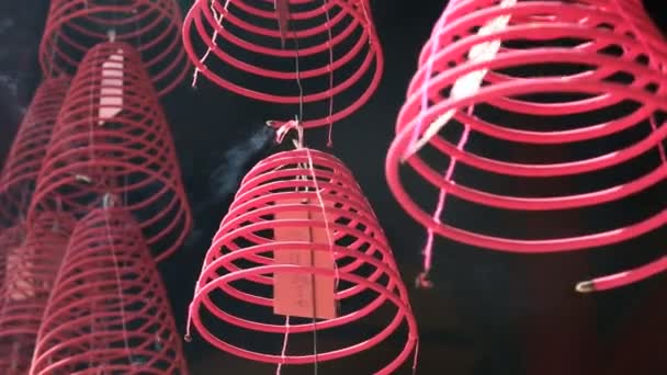 Kuala Lumpur Malaysia Asia Incense lamp burning coil Chinatown — Stock Video