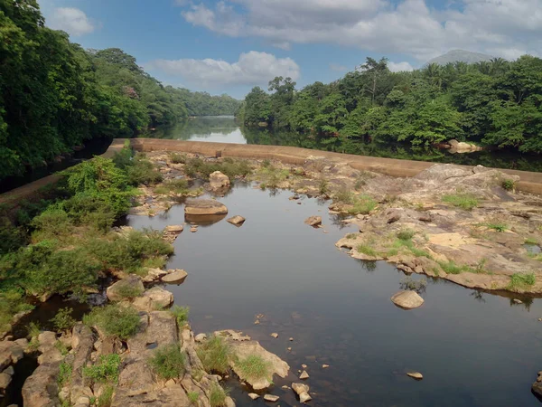 Structure Dérivation Dans Rivière Chalakkudy Kerala Inde — Photo