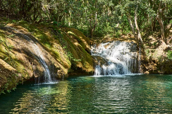 Cuba Trinidad Réserve Topes Collante Parc Guanayar Rivière Jette Dans Images De Stock Libres De Droits