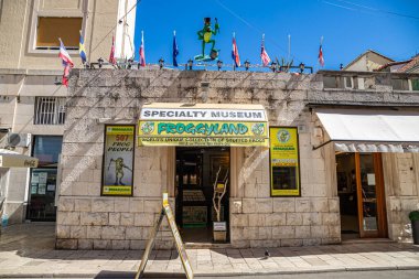 Hırvatistan 'ı Ayrıl - 08.07.2020 Froggyland Müzesi Bölünmüş