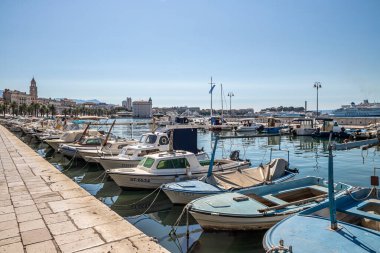 Hırvatistan 'ı bölmek - 08.07.2020, Matejuska limanı Adriyatik Denizi