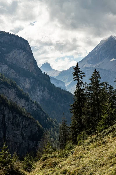 Kandersteg Schweiz 2020 Utsikt Över Tschingellochtighorn — Stockfoto