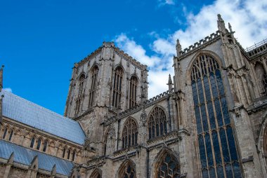 Muhteşem 15. yüzyıl York Papazı, İngiltere