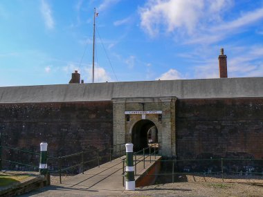 Felixstowe sahilindeki Languard Kalesi, Suffolk, İngiltere