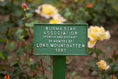 Burma 'lı Lord Mountbatten' ın anısına Christchurch Park, Ipswich
