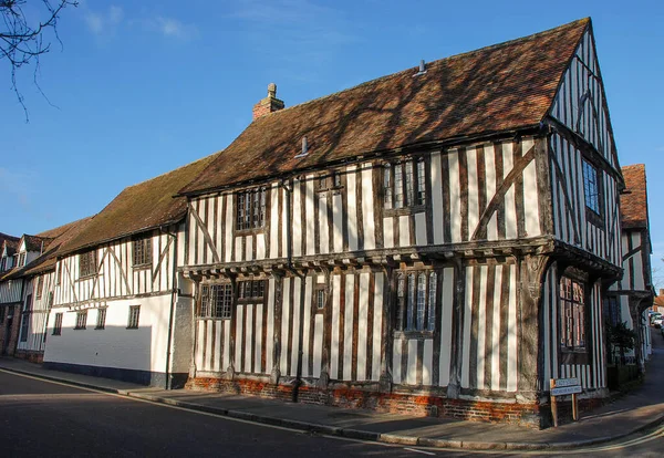 Ιστορικά Κτίρια Στην Αγορά Suffolk Της Πόλης Lavenham Ηνωμένο Βασίλειο — Φωτογραφία Αρχείου